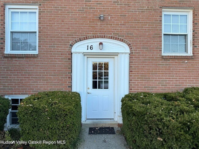 Foto del edificio - 16 Huguenot St