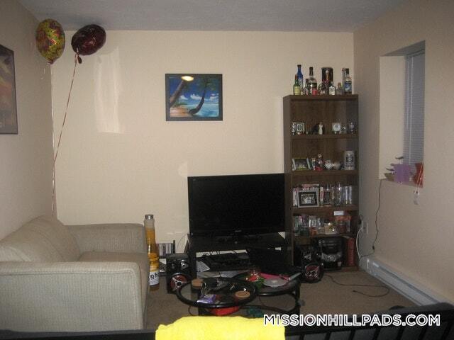 Foto del edificio - 883 Huntington Ave