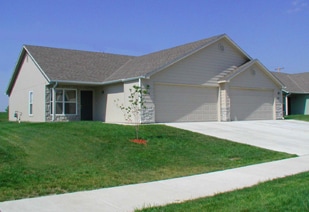 Building Photo - 1020 Augusta Ln