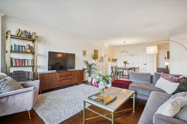 Foto del edificio - 801 N Pitt St