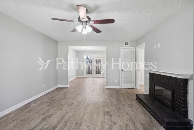 Foto del edificio - 100 Old Ferry Way