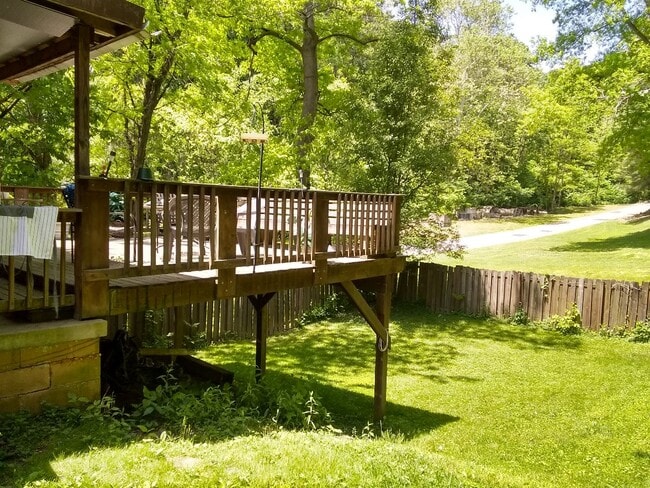 Foto del edificio - 4337 Brooke St