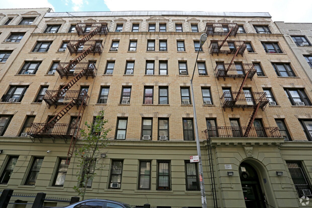 Foto del edificio - 530 W 157th St