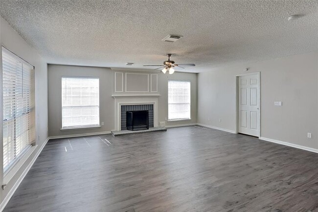Building Photo - 10415 Copperdale Ln