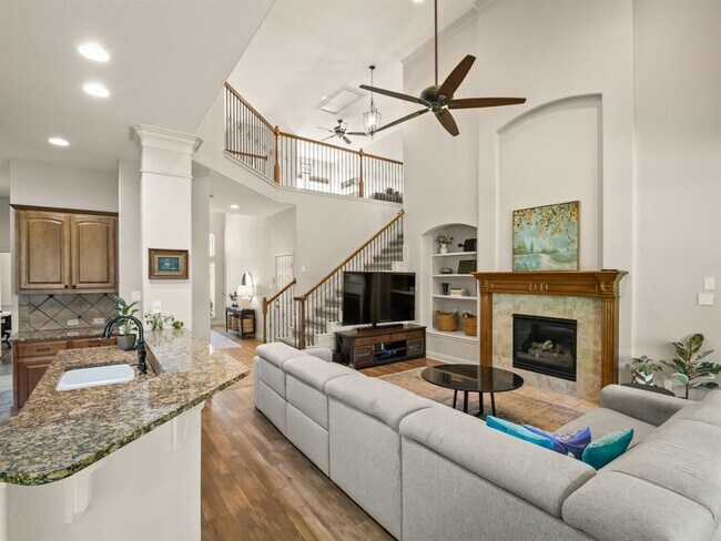 Building Photo - 11400 Archstone Dr
