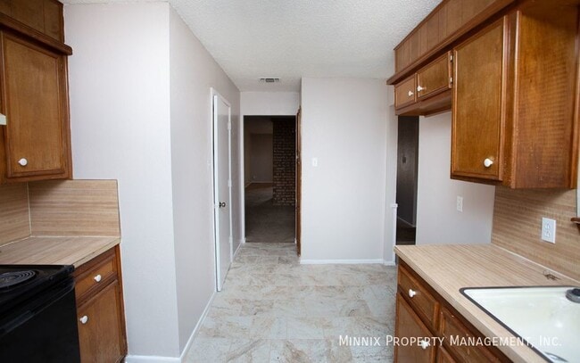 Building Photo - 1103 80th St