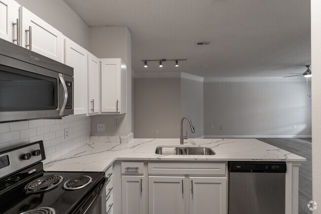 1BD,1BA 507-SF - Residences Wakefield