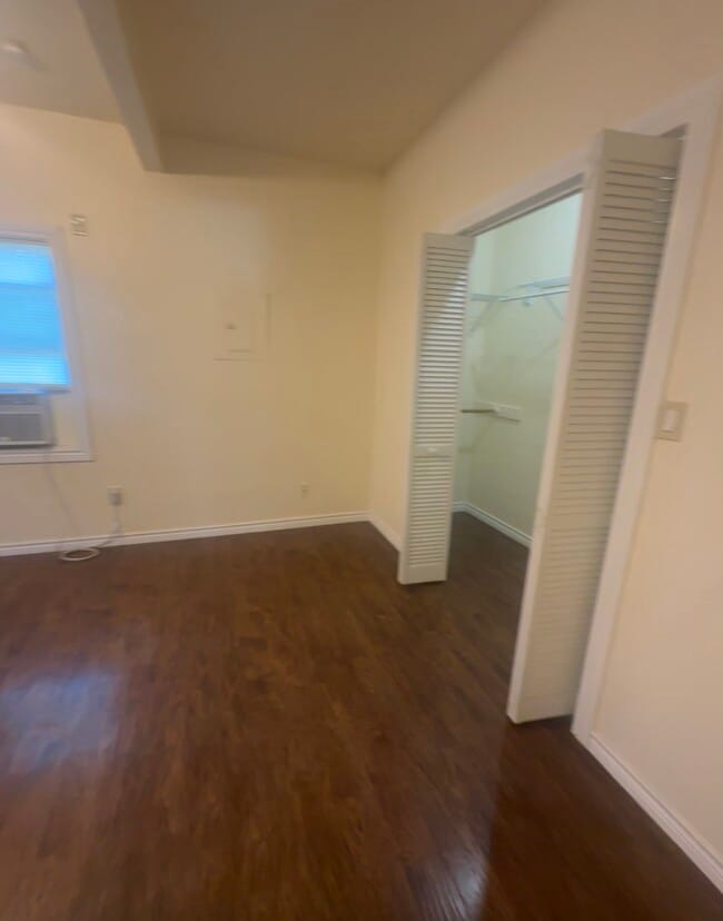 Master - 591 Durango Ave