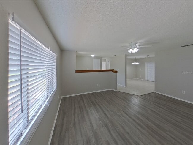 Foto del edificio - 3717 Coppertree Cir