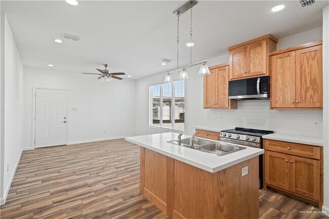 Foto del edificio - 10 E Viviana St