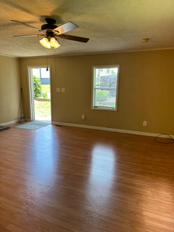 Building Photo - 358 GA-254