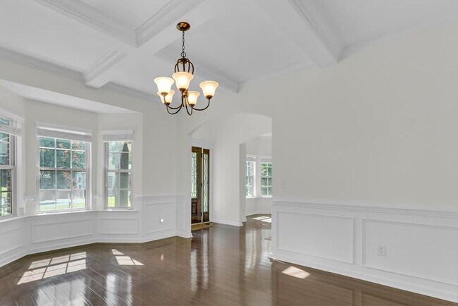 Building Photo - 104 Veranda Trail