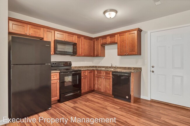 Foto del edificio - 2 br, 2 bath Apartment - Redhawk Commons 1...