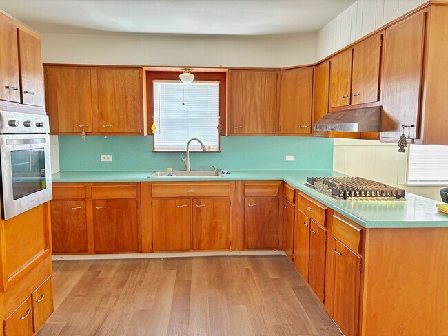 Foto del edificio - Great commercial property, in the heart of...