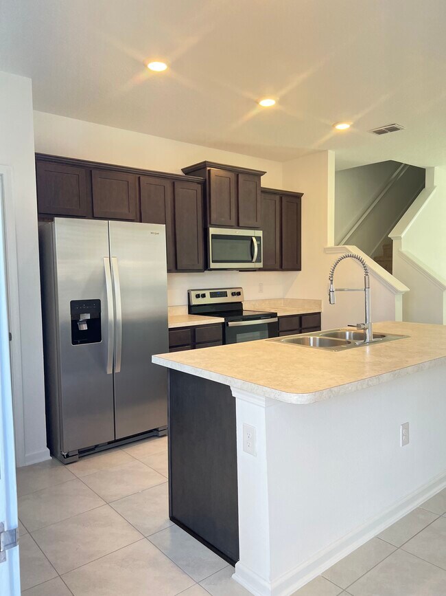 Foto del edificio - 4942 Equinox St