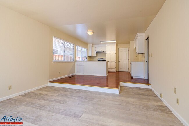 Foto del edificio - Lovely Blossom Valley Home