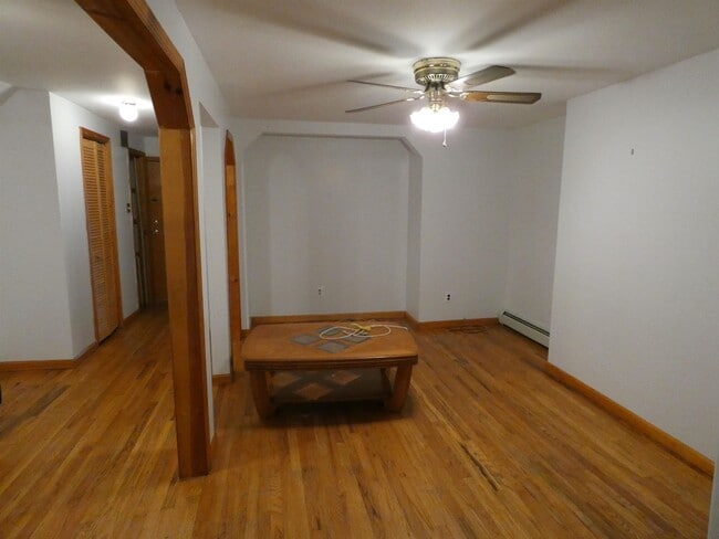Foto del edificio - 936 Willow Ave