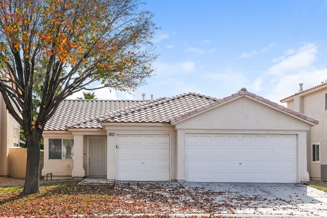 Building Photo - 2037 Madica Ave