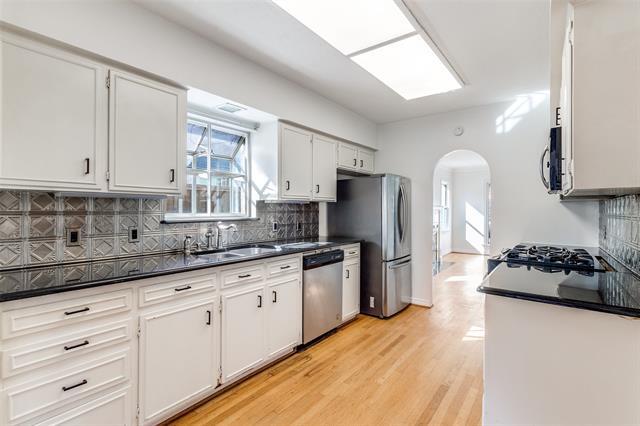 Foto del edificio - 4521 Mockingbird Ln