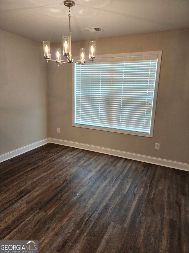 Foto del edificio - 110 Rocky Rd