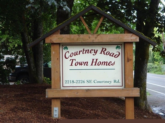 Signage - Courtney Road Townhomes