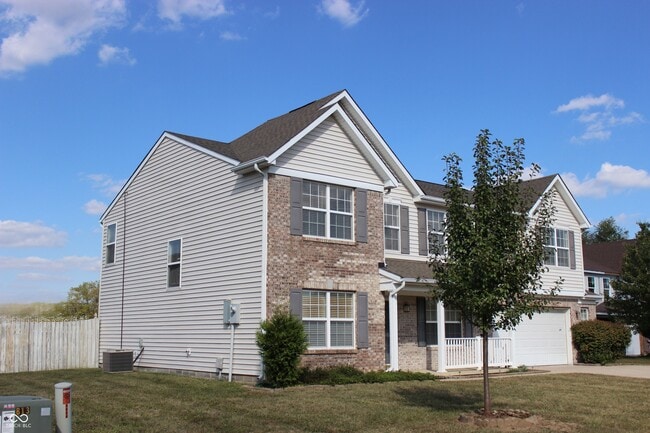 Foto del edificio - 5064 Gunston Ln