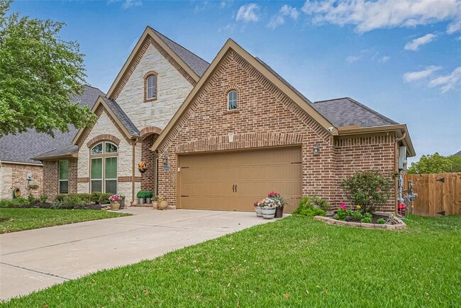 Building Photo - 2722 Park Oak Ct