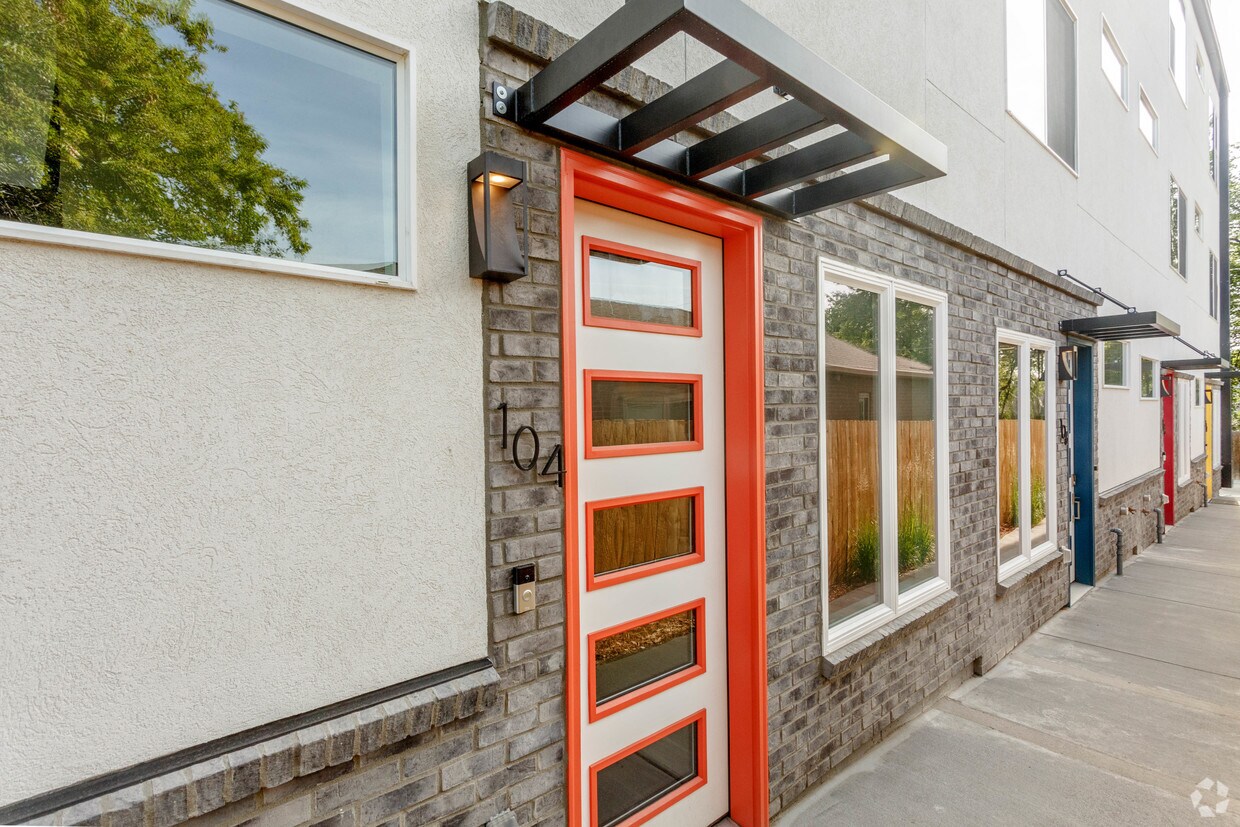 Foto principal - Sheridan Place Townhomes