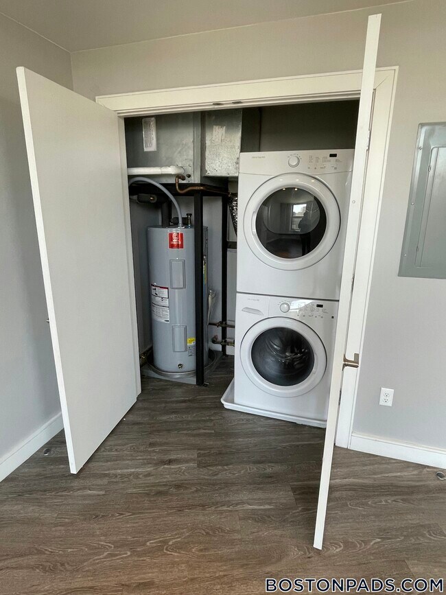 Foto del edificio - 23 Central Ave