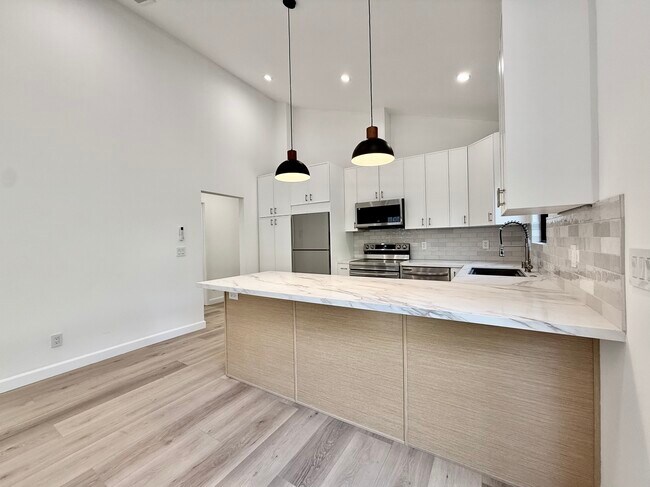 Foto del edificio - 619 N Vista St