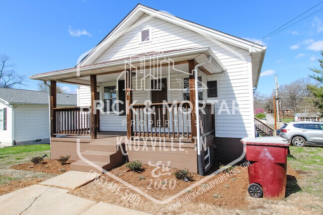 Photo - 657 E Lincoln Rd Apartment