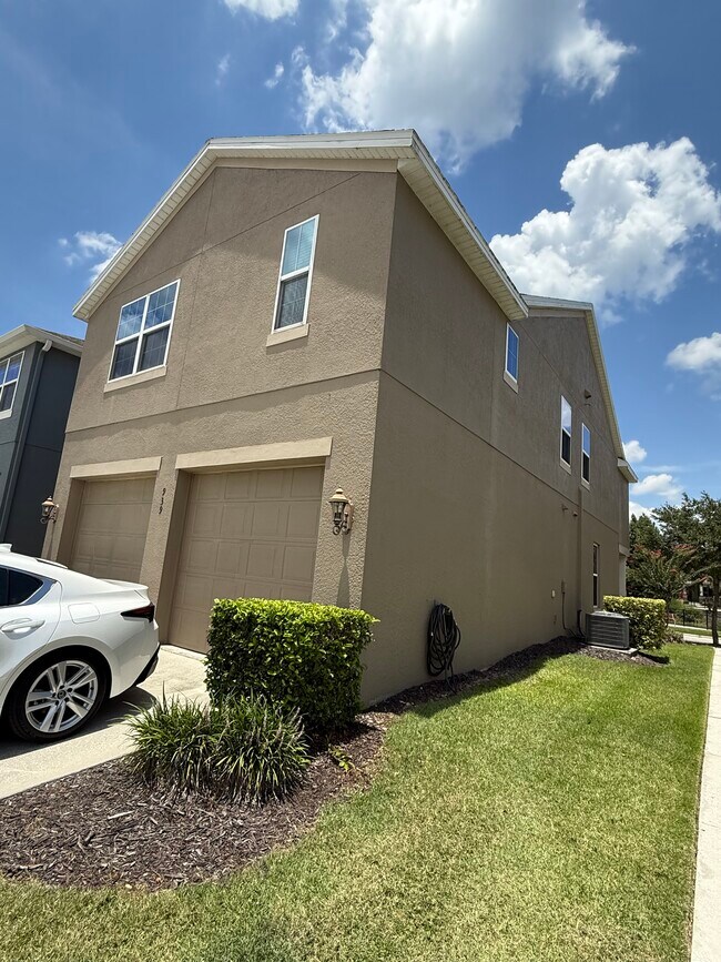 Foto del edificio - 939 Ginnie Way