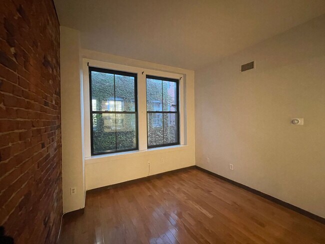 Foto del edificio - 105-107 Washington Street-Unit 4
