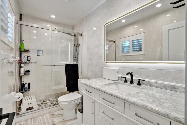 Foto del edificio - 6761 Allen St