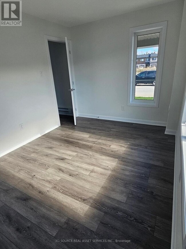 Building Photo - 340 Raheen Ct