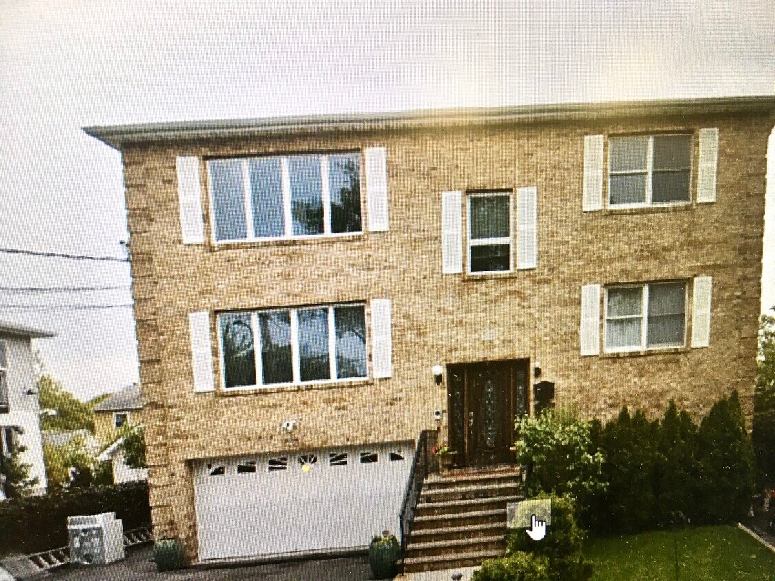 Primary Photo - 38 Stevens Ave