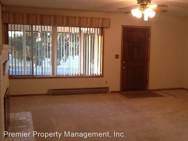 Building Photo - 3 br, 1 bath House - 1110 NE 259th Street