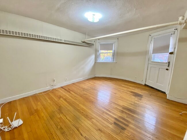Foto del edificio - 1589 Beacon St