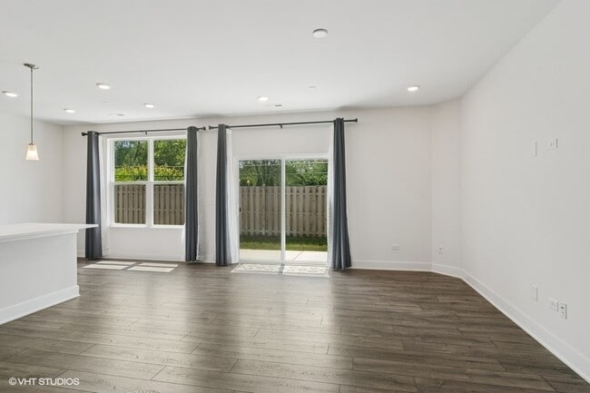 Building Photo - 2543 Geranium Way