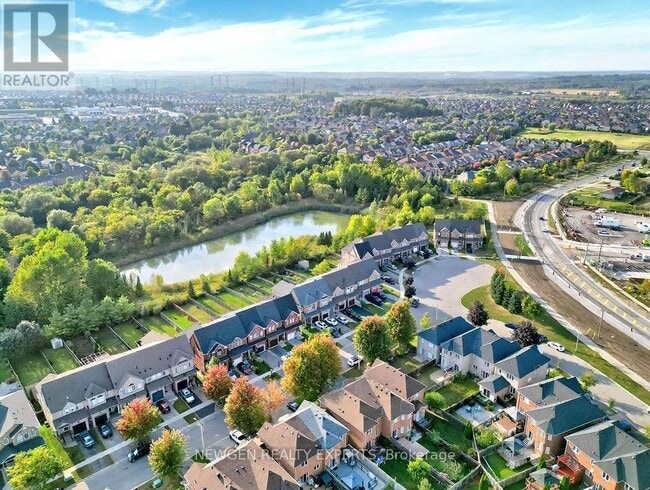 Building Photo - 68 Root Crescent