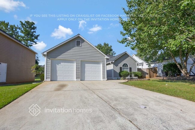 Building Photo - 2613 Lake Park Bend