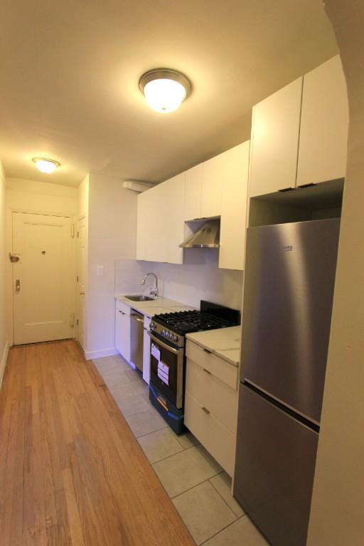 Building Photo - 1 bedroom in ELMHURST NY 11373