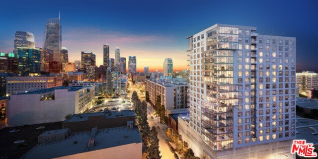 Foto del edificio - 1050 S Grand Ave