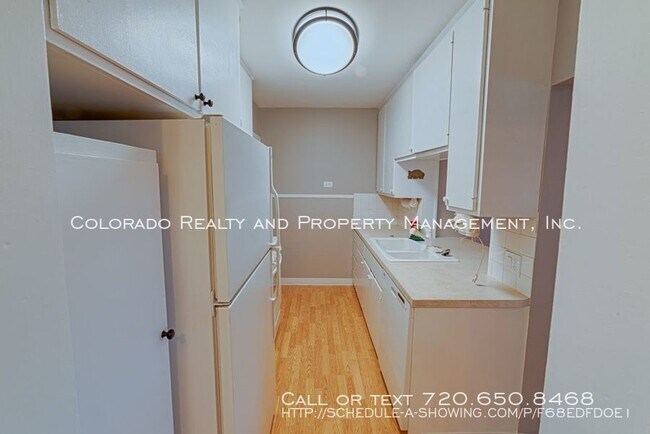 Building Photo - $500 OFF FIRST MONTH'S RENT!