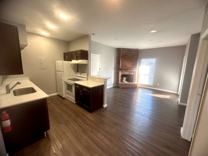 Photo - 8800 Westplace Dr (Houston, TX)