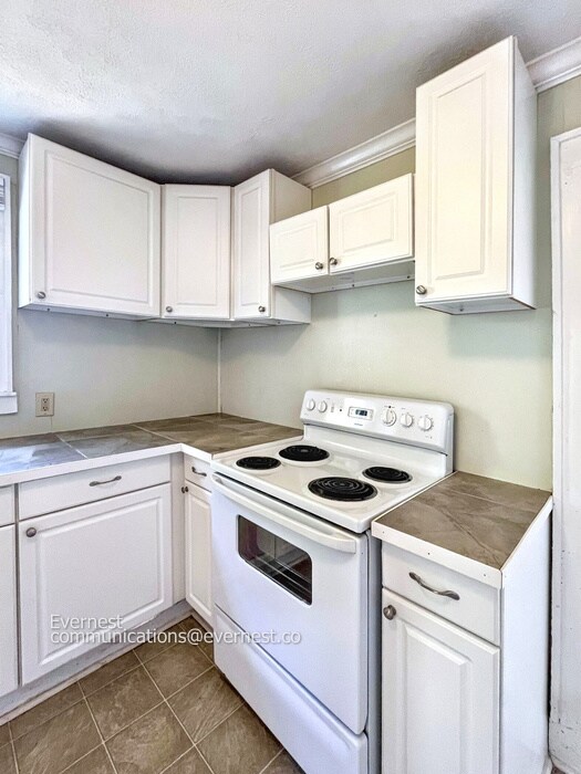 Foto del edificio - 1304 Joseph Ave