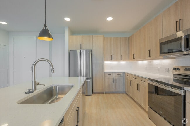 2BR, 2BA - 1,377SF - Kitchen - Magnolia on Main