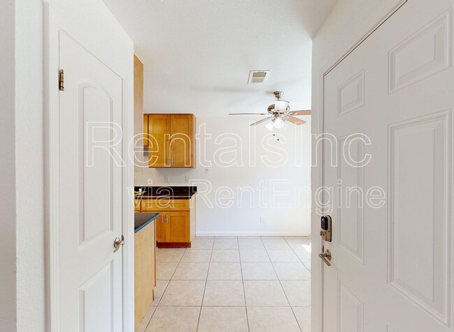 Building Photo - 18167 Happy Ln