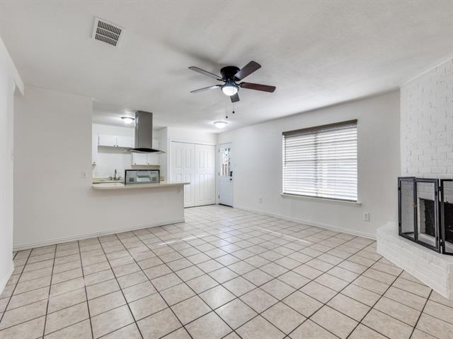 Foto del edificio - 7608 Spicebush Rd