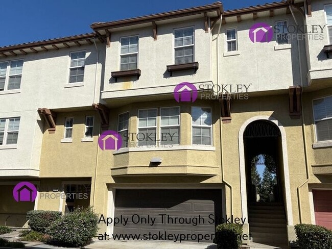 Building Photo - 71 Matisse Ct